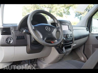 2018 Mercedes-Benz Sprinter 2500 Cargo Van Standard Roof 144.3" WB - miniatura 21