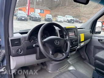 2018 Mercedes-Benz Sprinter 2500 Cargo Van Standard Roof 144.3" WB - miniatura 10