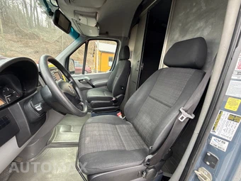 2018 Mercedes-Benz Sprinter 2500 Cargo Van Standard Roof 144.3" WB - miniatura 23