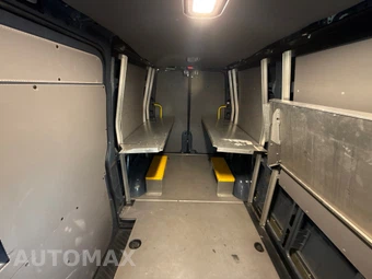 2018 Mercedes-Benz Sprinter 2500 Cargo Van Standard Roof 144.3" WB - miniatura 25