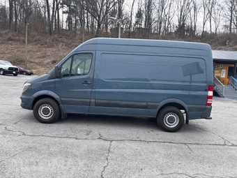 2018 Mercedes-Benz Sprinter 2500 Cargo Van Standard Roof 144.3" WB - miniatura 4