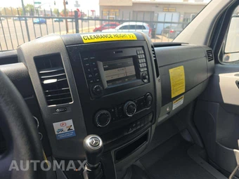 2018 Mercedes-Benz Sprinter 2500 Cargo Van Standard Roof 144.3" WB – miniatura 10