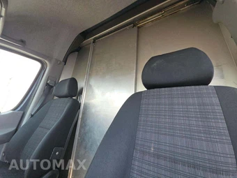 2018 Mercedes-Benz Sprinter 2500 Cargo Van Standard Roof 144.3" WB – miniatura 13