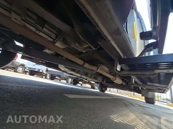 2018 Mercedes-Benz Sprinter 2500 Cargo Van Standard Roof 144.3" WB – miniatura 17