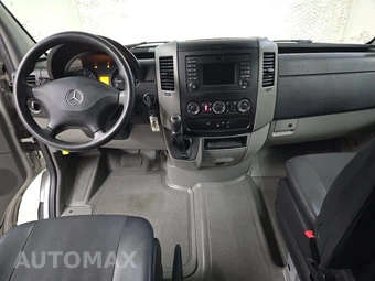 2018 Mercedes-Benz Sprinter 2500 Passenger Van High Roof 144.3" WB - miniatura 11