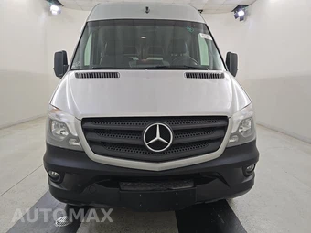 2018 Mercedes-Benz Sprinter 2500 Passenger Van High Roof 144.3" WB - miniatura 2