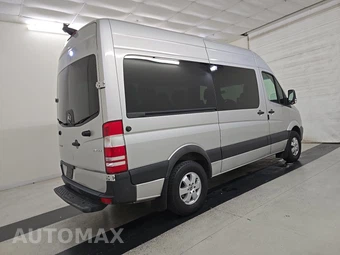 2018 Mercedes-Benz Sprinter 2500 Passenger Van High Roof 144.3" WB - miniatura 4