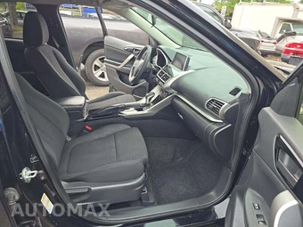 2018 Mitsubishi Eclipse Cross LE – miniatura 18