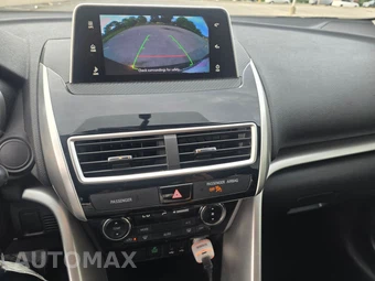2018 Mitsubishi Eclipse Cross LE - miniatura 3
