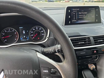 2018 Mitsubishi Eclipse Cross LE - miniatura 4