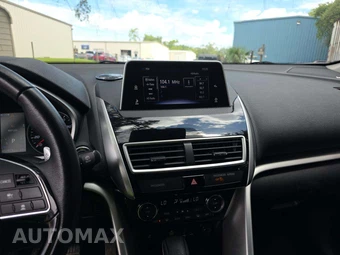 2018 Mitsubishi Eclipse Cross SE – miniatura 10