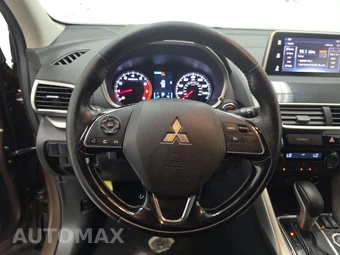 2018 Mitsubishi Eclipse Cross SE – miniatura 10