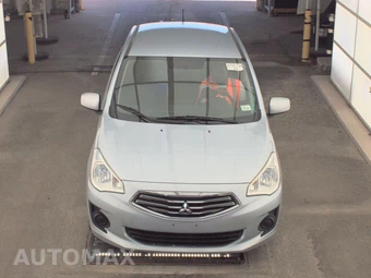 2018 Mitsubishi Mirage G4 ES – miniatura 2