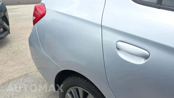 2018 Mitsubishi Mirage G4 ES – miniatura 31