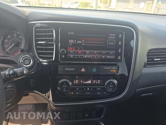 2018 Mitsubishi Outlander LE – miniatura 10