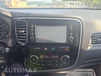 2018 Mitsubishi Outlander LE – miniatura 10