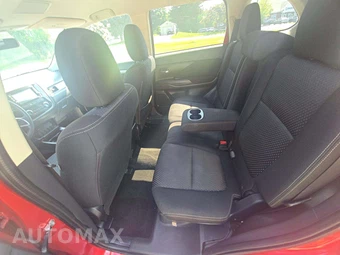 2018 Mitsubishi Outlander LE – miniatura 13