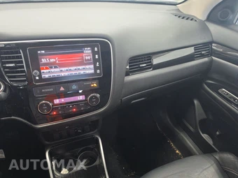 2018 Mitsubishi Outlander PHEV GT - miniatura 11