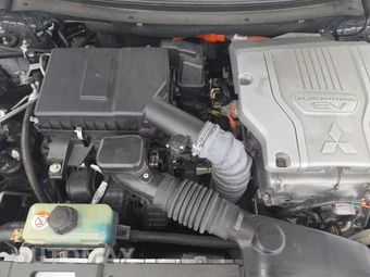 2018 Mitsubishi Outlander PHEV GT - miniatura 15