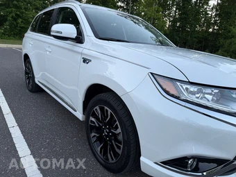2018 Mitsubishi Outlander PHEV SEL - miniatura 11