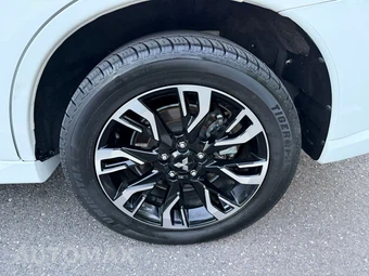 2018 Mitsubishi Outlander PHEV SEL - miniatura 19