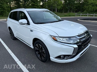 2018 Mitsubishi Outlander PHEV SEL - miniatura 3