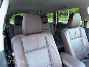 2018 Mitsubishi Outlander PHEV SEL - miniatura 46