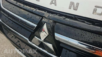 2018 Mitsubishi Outlander PHEV SEL - miniatura 22
