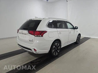 2018 Mitsubishi Outlander PHEV SEL - miniatura 4