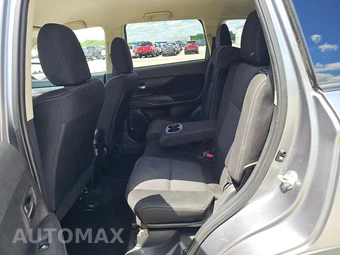2018 Mitsubishi Outlander SE – miniatura 13