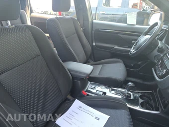 2018 Mitsubishi Outlander SE – miniatura 8