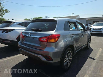 2018 Mitsubishi Outlander Sport ES - miniatura 3