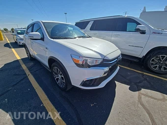2018 Mitsubishi Outlander Sport ES - miniatura 3