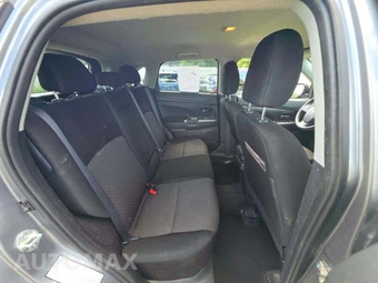 2018 Mitsubishi Outlander Sport ES - miniatura 16