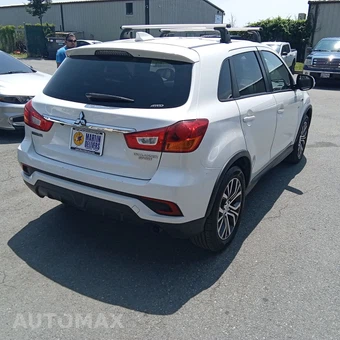 2018 Mitsubishi Outlander Sport ES - miniatura 4