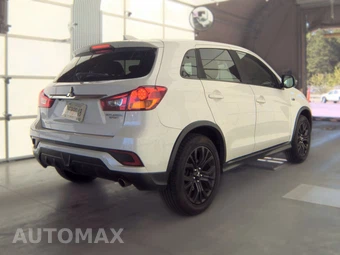 2018 Mitsubishi Outlander Sport ES – miniatura 4