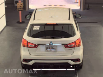 2018 Mitsubishi Outlander Sport ES – miniatura 5