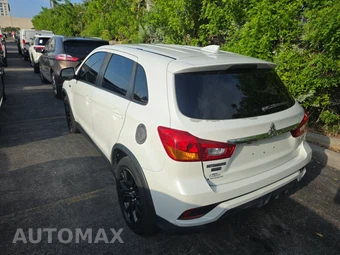 2018 Mitsubishi Outlander Sport LE – miniatura 6