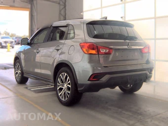 2018 Mitsubishi Outlander Sport LE - miniatura 6