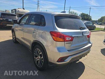 2018 Mitsubishi Outlander Sport SE – miniatura 2