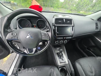 2018 Mitsubishi Outlander Sport SEL – miniatura 11