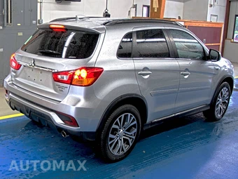 2018 Mitsubishi Outlander Sport SEL – miniatura 4