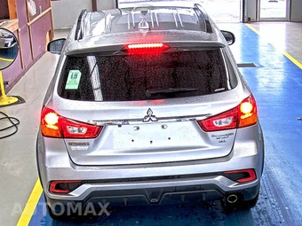 2018 Mitsubishi Outlander Sport SEL – miniatura 5