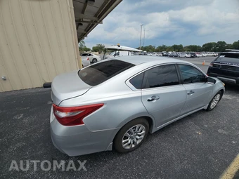 2018 Nissan Altima 2.5 S - miniatura 4