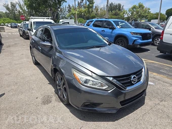 2018 Nissan Altima 2.5 SR – miniatura 3