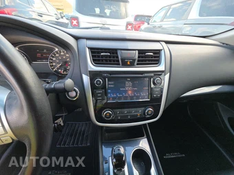 2018 Nissan Altima 2.5 SR – miniatura 11