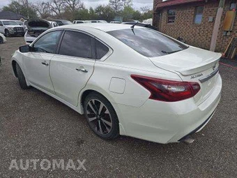 2018 Nissan Altima 2.5 SR – miniatura 2