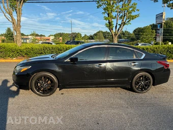 2018 Nissan Altima 2.5 SR - miniatura 2
