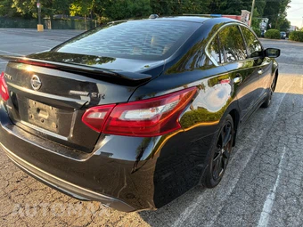 2018 Nissan Altima 2.5 SR - miniatura 5