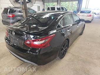 2018 Nissan Altima 2.5 SR – miniatura 4